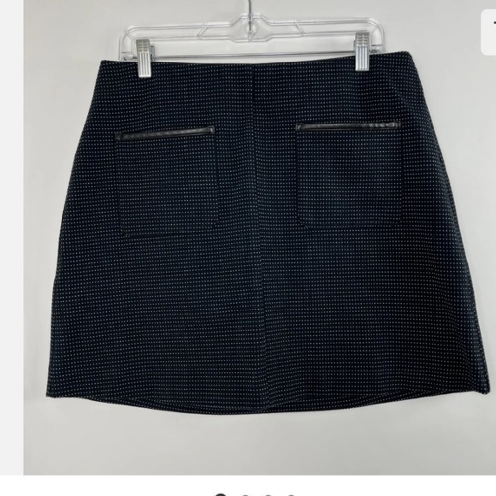 Elle Polkadot skirt with square front pocket